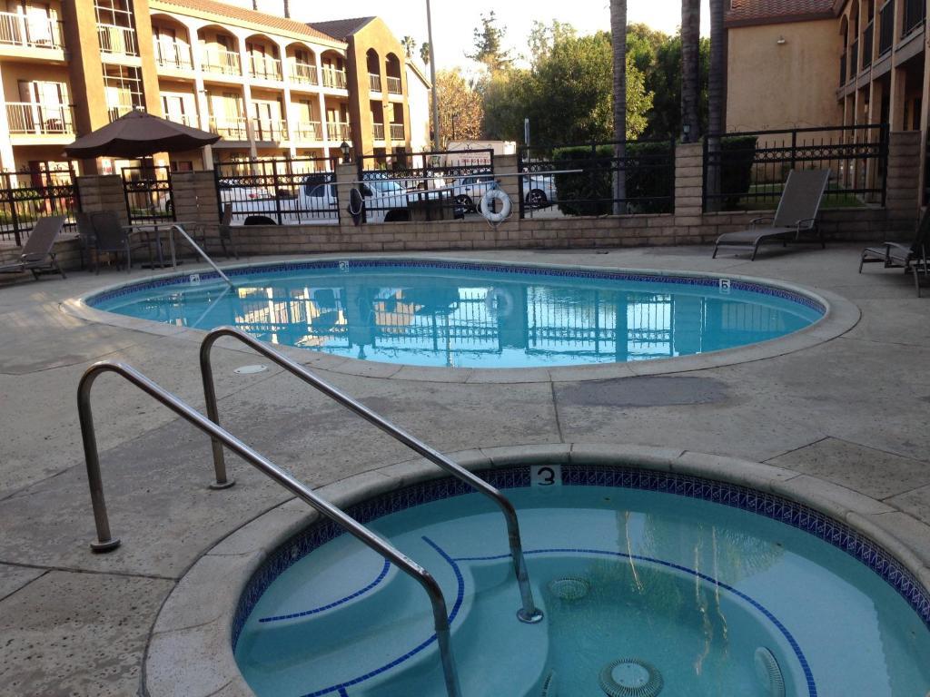 Five Star Inn West Covina Buitenkant foto